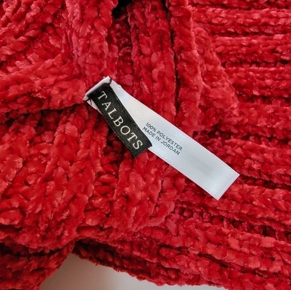 Talbots Red Chenille Like Knit Faux Fur Pom Pom Hat & Scarf Set - Picture 5 of 7